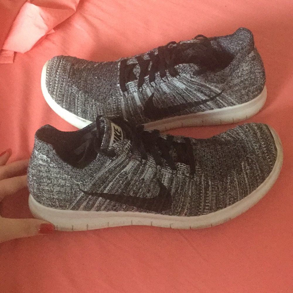 Nike free run fly knit